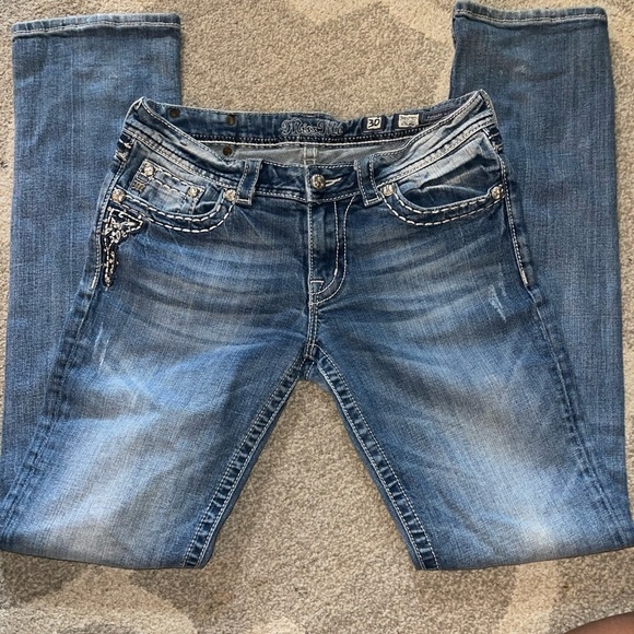 🔥Gorgeous Miss Me Jeans rare design cheap perfect condition!!🔥 - Picture 6 of 6